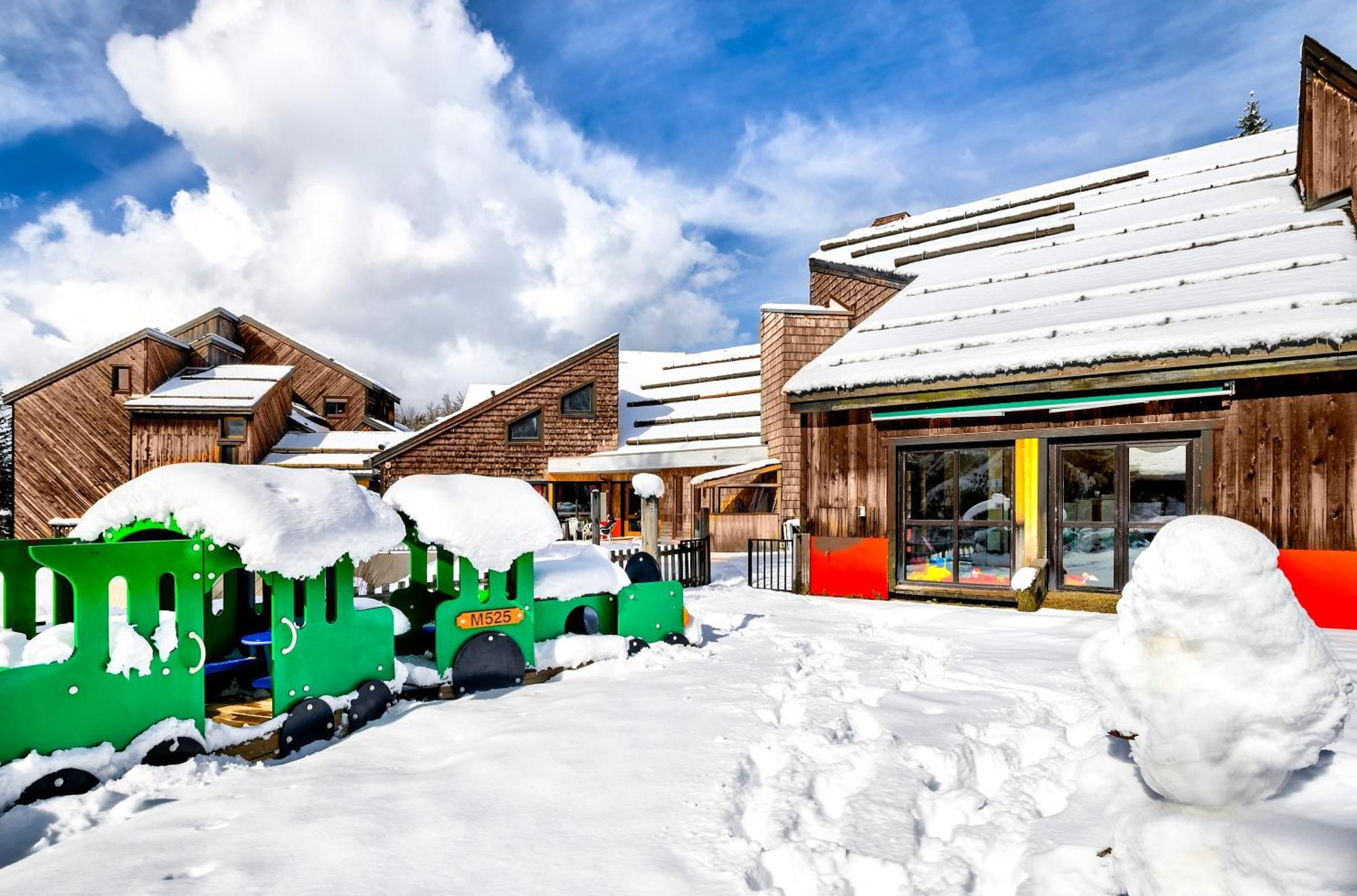 Village Club Les Tavaillons เลการ์รอซ-ดาราช ภายนอก รูปภาพ