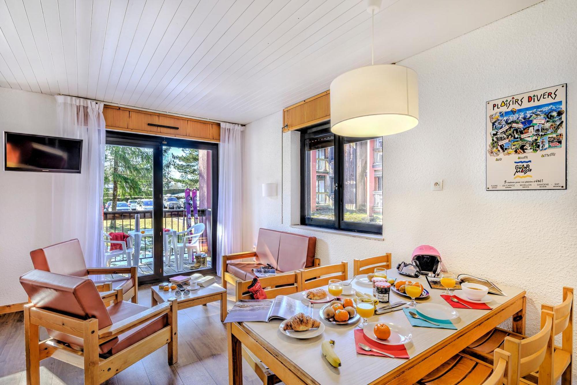 Village Club Les Tavaillons เลการ์รอซ-ดาราช ภายนอก รูปภาพ