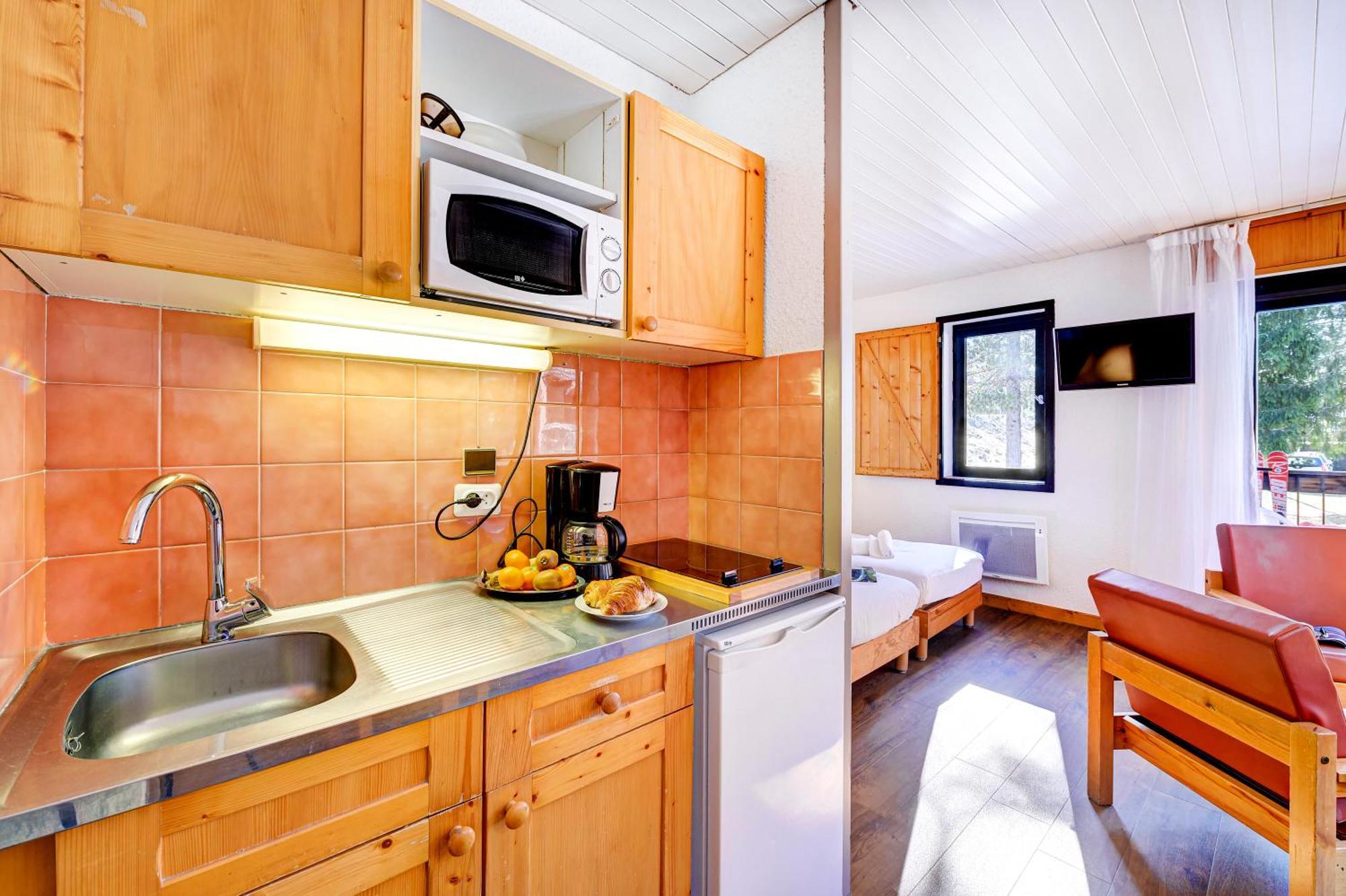 Village Club Les Tavaillons เลการ์รอซ-ดาราช ภายนอก รูปภาพ