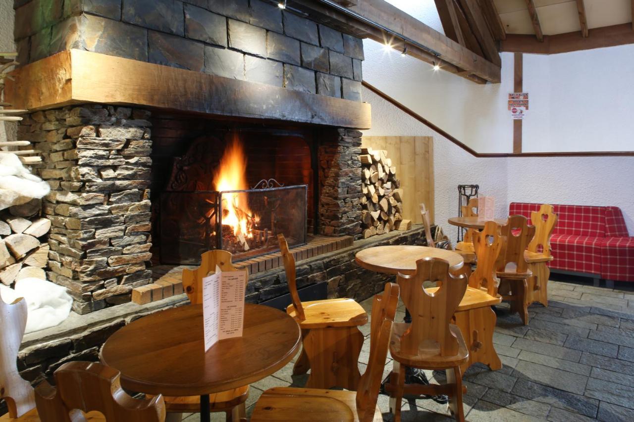 Village Club Les Tavaillons เลการ์รอซ-ดาราช ภายนอก รูปภาพ